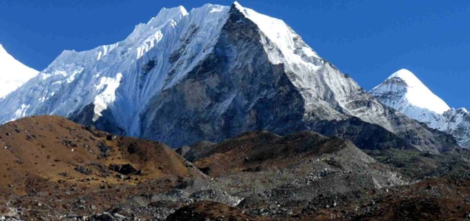 Island Peak Climbing (6,189m)